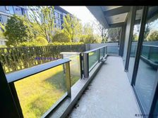 急售 洋房天花板 底复上下三层带大院子 使用面积大 莱电咨询