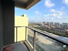 新上 蓝鲸世界旁龙光天曜 景观楼层三房两卫 看中可谈