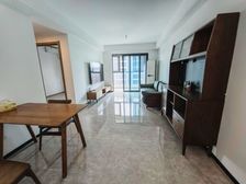 临港新城 带电梯 小三房 产权清晰 临地铁 装修好 双卫