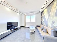 业主新挂牌 电梯入户 精装2年时间 看房随时 价格可谈