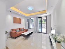 喜欢一楼带院子的看过来,精装修,南北通透,诚意出售看中可谈