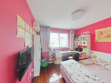 顶楼复试,买一层多一层,锦绣路站,中间位置