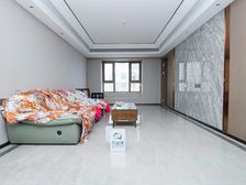 万科滨海大都会观澜轩 次新房 近医院 电梯房 停车方便