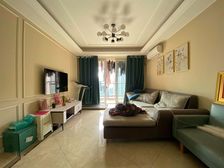 朋友的房子再少50个!带大外阳台!老板差钱 得 !贱麦急售