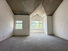 清凉盛景专家,急售1.6平 联排别墅,前后有园子