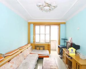 房山永安西里2室1厅 南北向,中间楼层+采光好,满五年。
