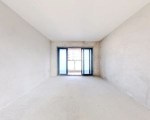 锦绣明珠 3室2厅 近珠海 户型方正