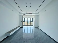 轻轨站门口 次新小区 未入住 可直接做婚房