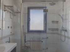 急,精装修南北普通住宅150.86平米急售,看房随时