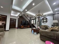 真实,一层花园120平米,四居室三卫,叠拼.