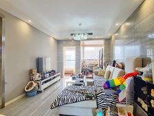 New急急急精致大两房可拎包入住,带 ,大型社区 急售