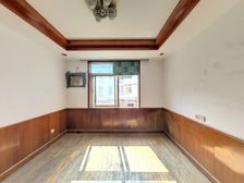 四房,三开间朝南,珍藏洋房出售,空关,看房有钥匙,有兴趣来电