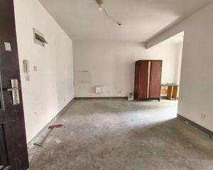 佘北家园 惠泽苑 可改三开间朝南的三房 小面积大作用