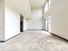 璧山龙湖品质别墅 一线湖景联排中户 地下室已挖好 带电梯井