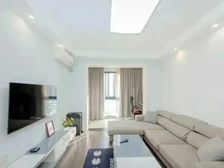 笋盘急售,地铁口900 ,家具家电全送,带固定车位,拎包入住