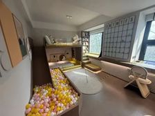 地铁口200米,周边商业环绕,精装交付