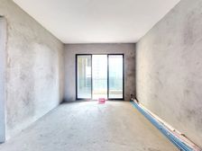 捡漏 中山六路毛坯房。价格实惠