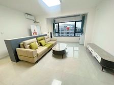 满两年业主着急出手家具家电全送