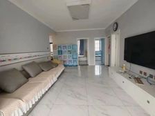 鸿正富贵嘉园 108平3居 南北向精装修 安静不临街