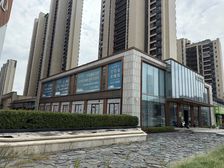 十字路口拐角铺对面美食街菜场莲塘一中旁适合医美办公网吧足浴等