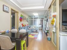 望京臻园全南二居室,精装修,观小区园林,老业主诚意卖