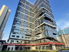 500万拿下 岳麓区二楼整层 展示160米 十字路口