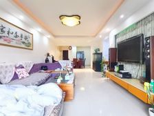 五童路后勤基地 近医院 满二 商品房 电梯房 交通便捷