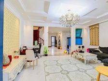 送2车位 展中心 商业配套成熟 满二 近地铁 装修好