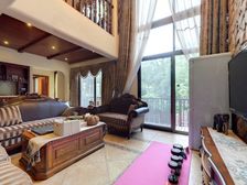 华润置地橡树湾 稀有中叠 高得房率 保养新 看房方便有车位