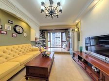 保养九成新 装修三十万 家具家电都不带走 直接拎包入住 急急