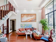 精装,6号线地铁口,看房随时,诚意出售,价格能沟通