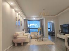 中山公园地铁口,边套全明高区景观房