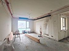 3加1户型带车位!业主迫于资金嘚压力太大!故此出售大户型三房