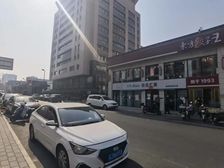 大望路临街一层底商,12米超大展示面带燃气,业态不限