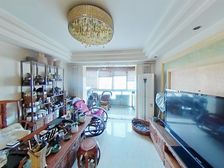 宝藏好房,业主定好市区大平层,双秀北园,小区已做好美丽家园。