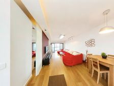 新上江景房,电梯大三房,总价5开头,中高区景观,有钥匙,车位