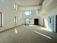 市政府旁 奥体 名悦山庄 双拼别墅 带院子位置安静毛坯未住