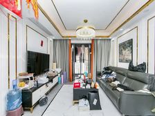 壹成6区,附带地面花园,临近重点,楼龄新,业主诚售。