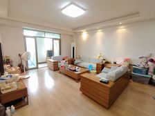 儿童公园对面旅游广场168平大平层 急售