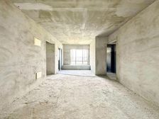 绿地国际花都 临近地铁 4站到广州南站 总价104万 首付2