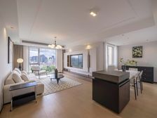 房子有车位!房东迫于还贷的压力,需资金周转,诚意出售此房屋!