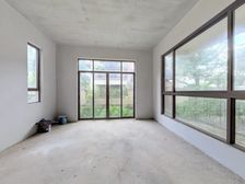 华发观山水毛坯,房东急售,当居住融入环境,心也随之淡定