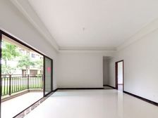 保利远洋领秀山经典大4居格局无浪费电梯房价钱可议