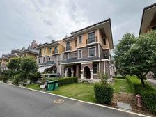 江景别墅!普罗旺斯 联排别墅 找我有额外折扣+返点+免中介费