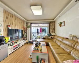 上东锦城A区 3室1厅 东南