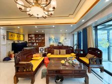 银湖山庄,200平大4房,每个房间都看湖景,房子南北通透