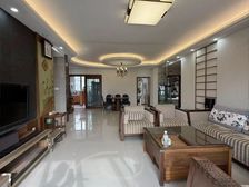 金地博登湖看全湖景的大4房,中高层,价格可谈随时看房