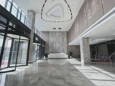 东南金角丨业主直租丨出门地铁丨精装修带家具丨万达金地华贸