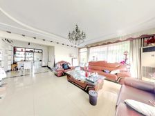 警苑小区 4室3厅 东南 西南