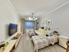 五彩城 2室1厅 东南